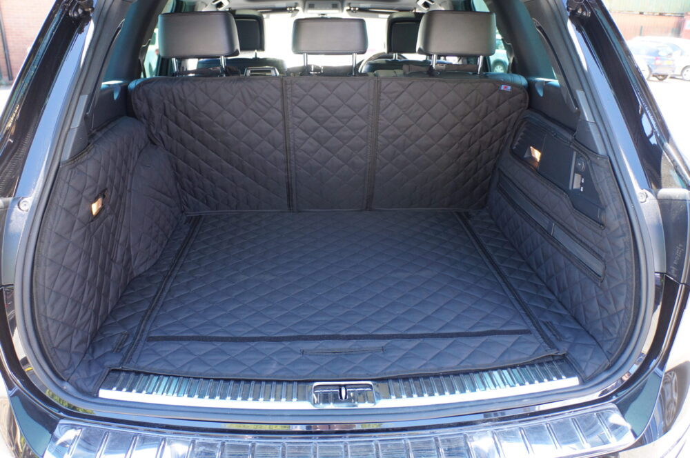 Volkswagen Touareg 2010 - 2017 - Fully Tailored Boot Liner
