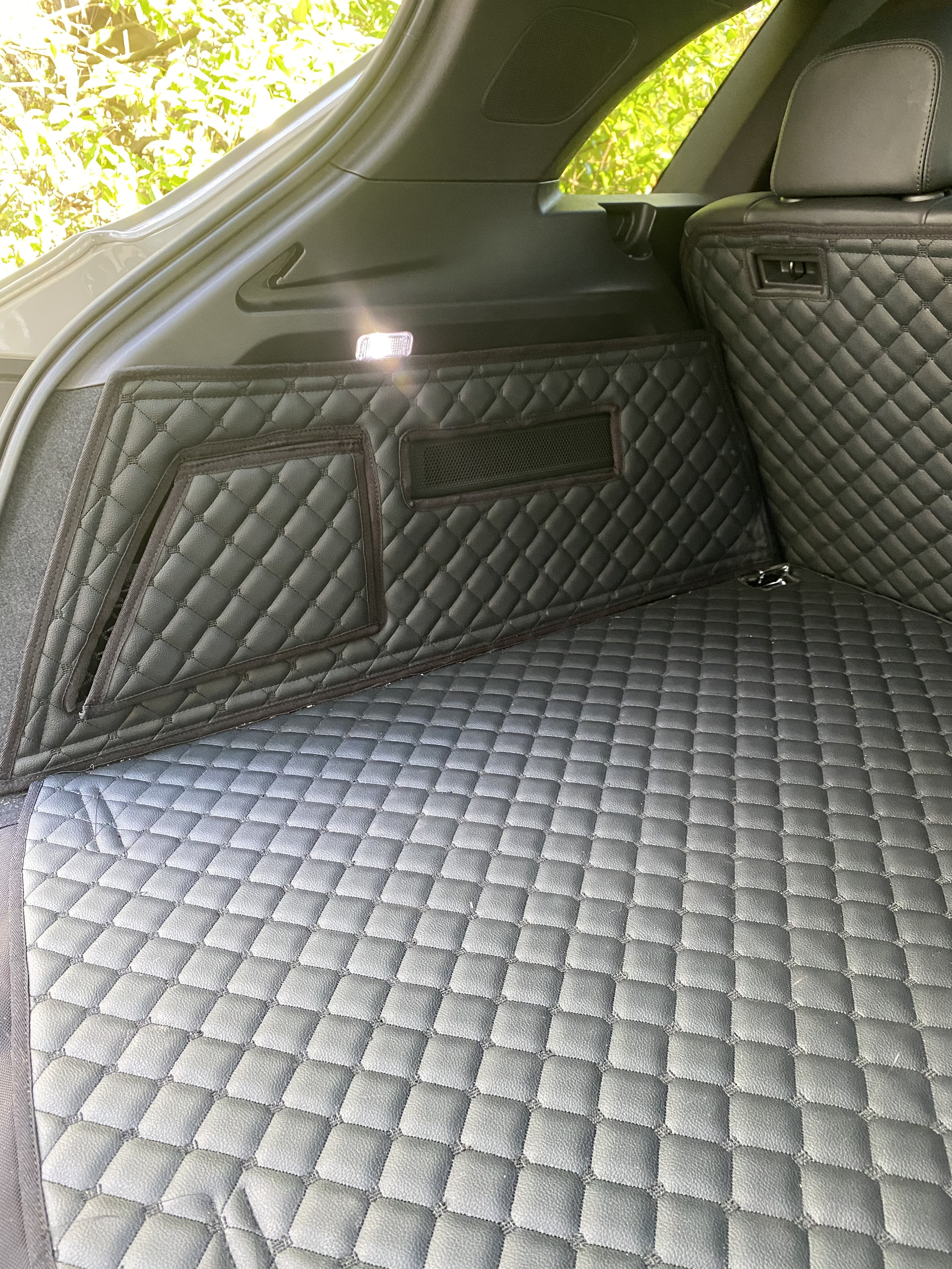 porsche cayenne 2019 boot skinz