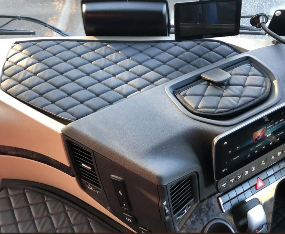 Mercedes Actros 5 RHD - Fully Tailored Faux Leather Truck Mats