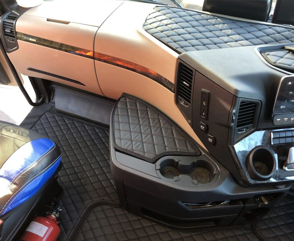 Mercedes Actros 5 RHD - Fully Tailored Faux Leather Truck Mats
