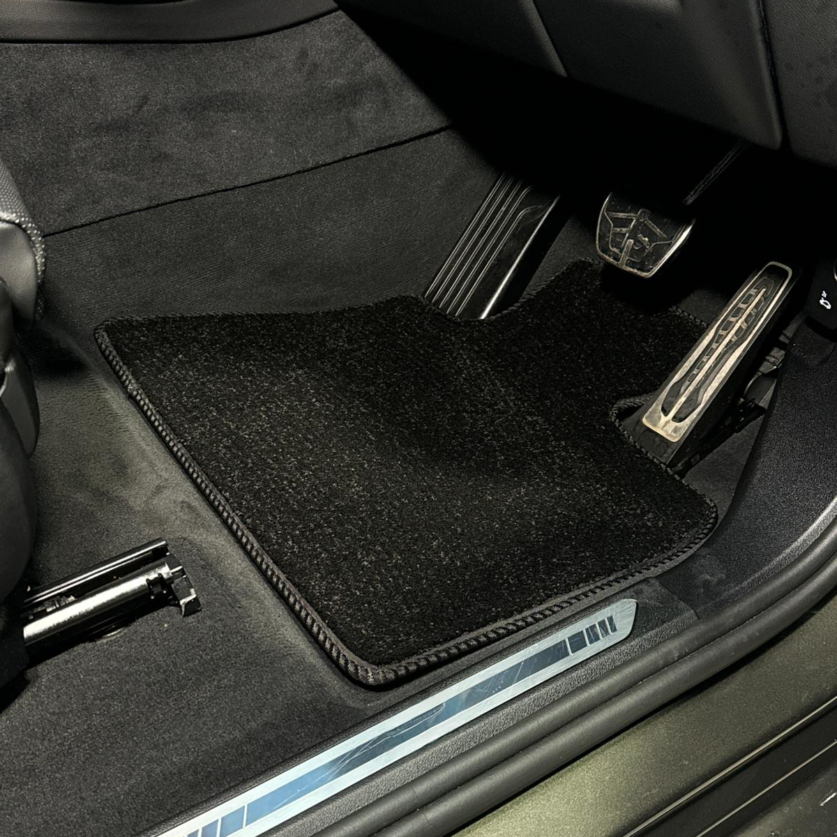 Volkswagen E-Up 2020 - Present Car Mats
