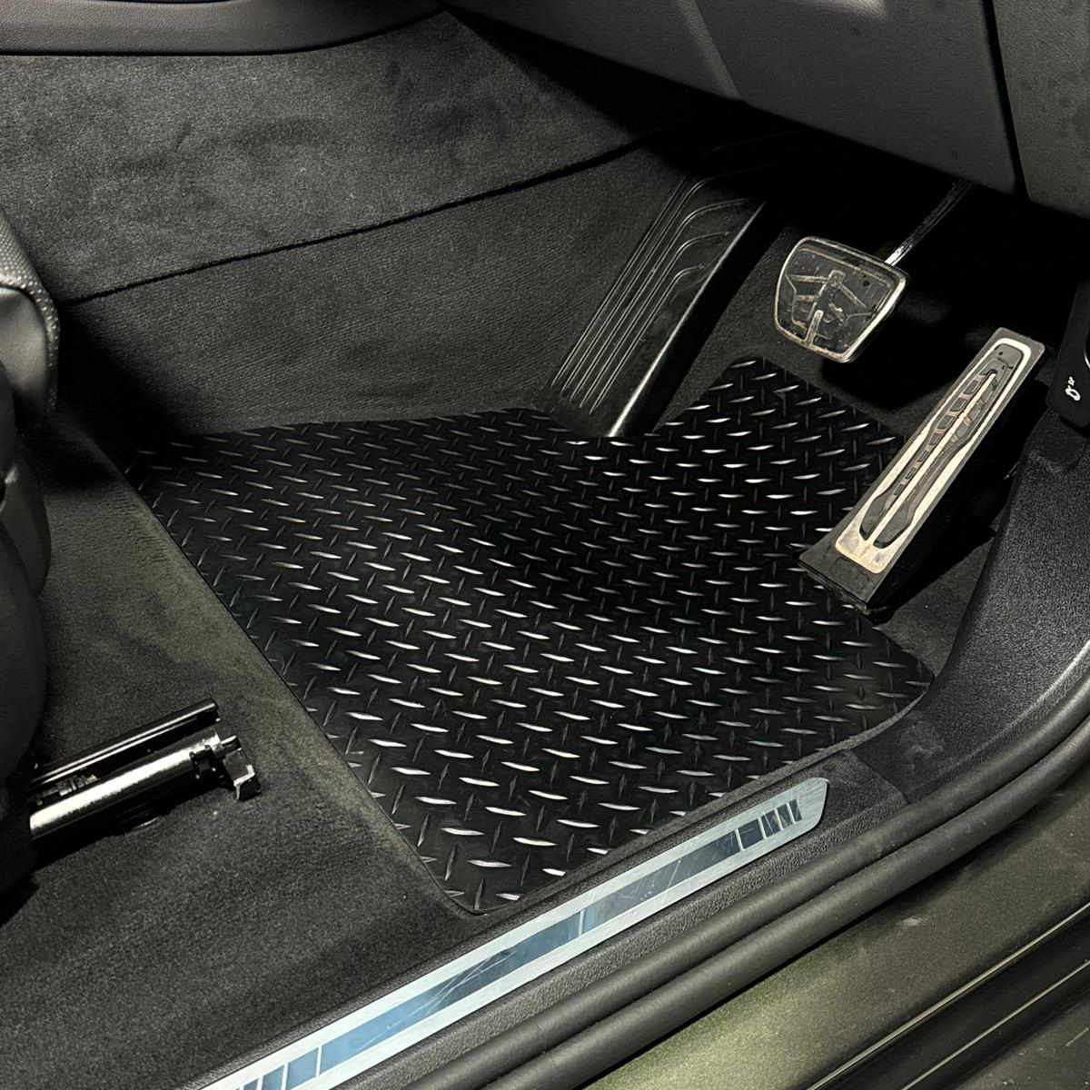 Volkswagen E-Up 2020 - Present Car Mats